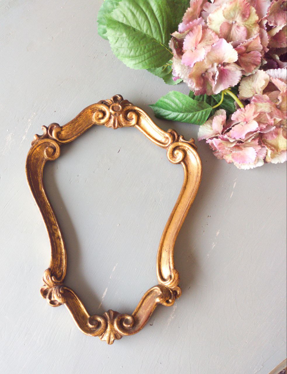 CORNICE SAGOMATA DORATA - ART.9