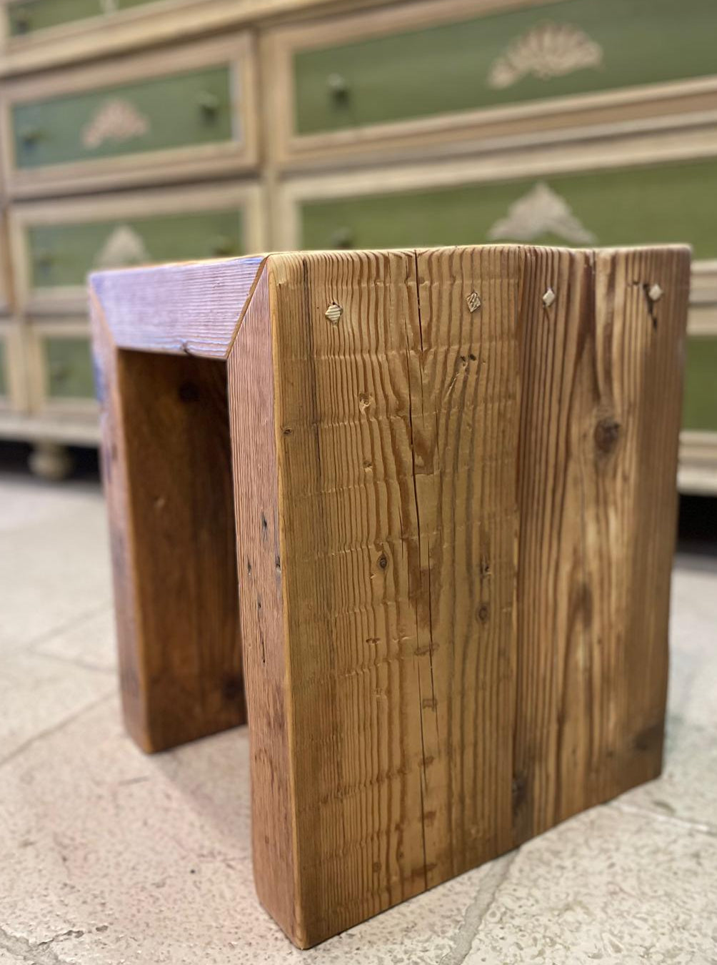 SGABELLO IN LEGNO DI RECUPERO - ART.35