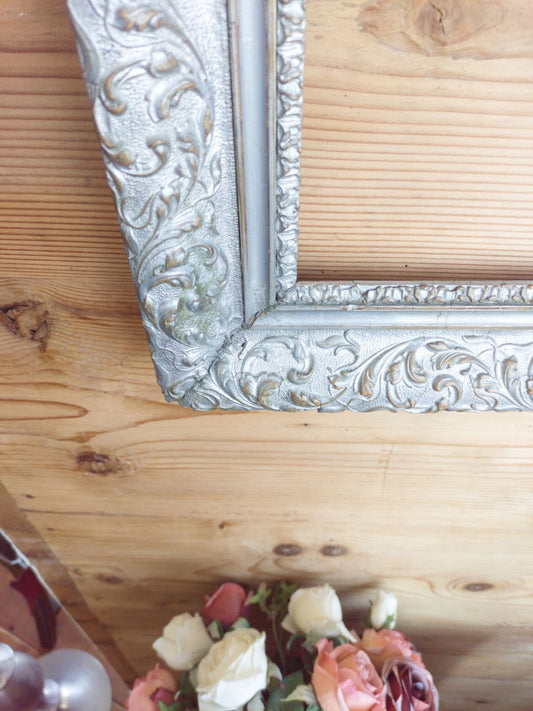 CORNICE IN LEGNO ANTICATA ARGENTO - ART.7